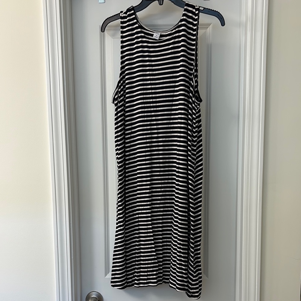 Old Navy Black and White Striped Mini Dress